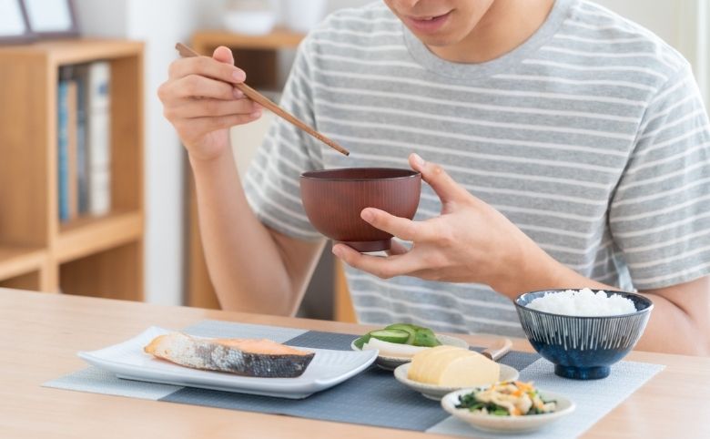 朝は味噌汁だけでもいい