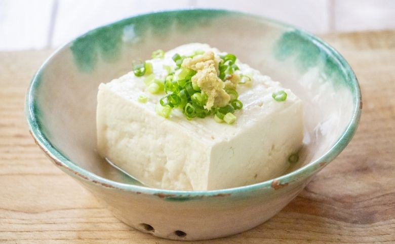 しじみ汁に合うおかず 冷ややっこ