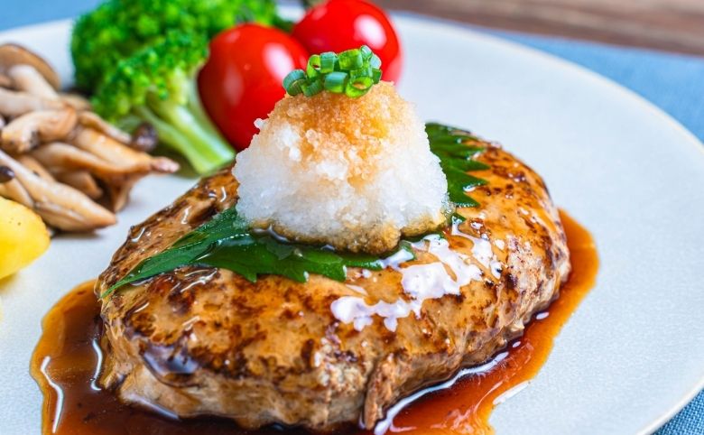 しじみ汁に合うおかず 和風おろしハンバーグ